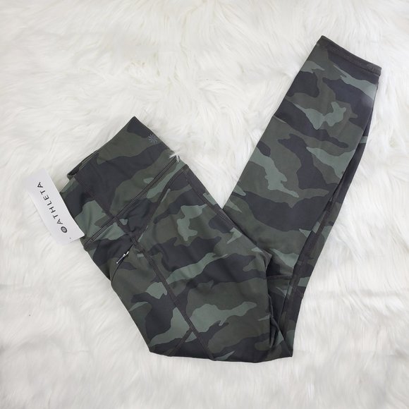 NWOT Athleta Green Camo Contender Leggings - Picture 5 of 5